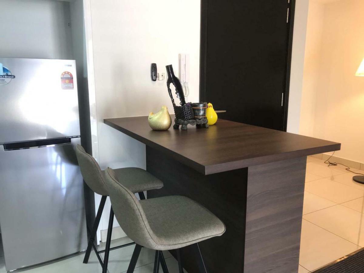 Almas Puteri Harbour Apartment Nusajaya  Exterior foto